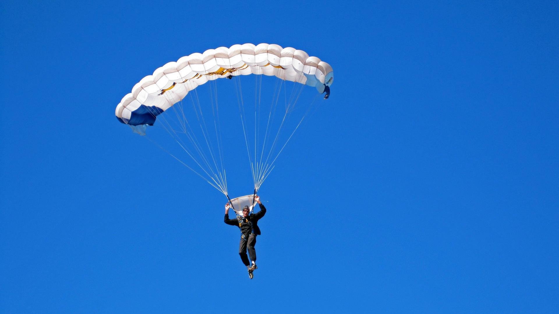 山野术士跑,迷宫探险与挑战极限